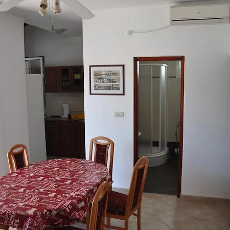 شقة Somun لوبار